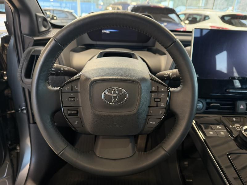 Used TOYOTA bZ4X Style 2023 GREY € 33990 in Wavre