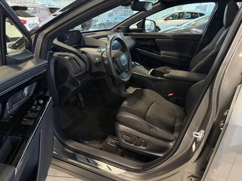 Used TOYOTA bZ4X Style 2023 GREY € 33990 in Wavre
