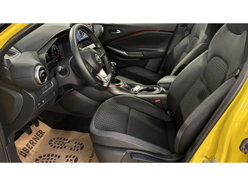 Used NISSAN Juke N-Desing 2024 YELLOW € 20490 in Seraing