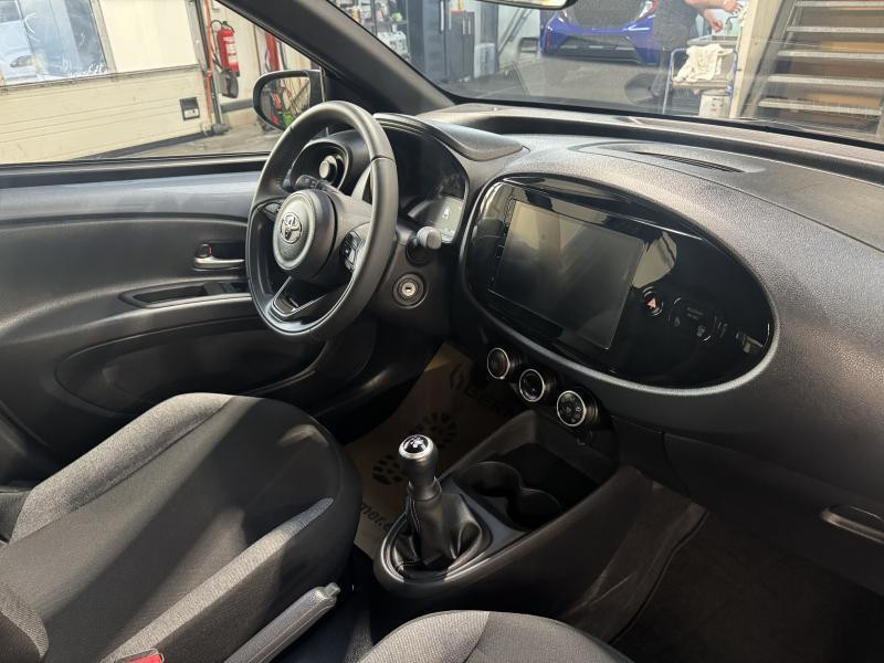 Used TOYOTA Aygo X X Play 1.0 VVT-i 2024 GREY € 15490 in Wavre
