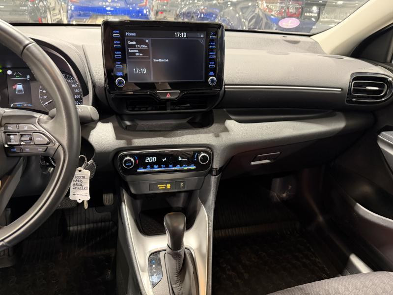 Used TOYOTA Yaris 1.5 DYNAMIC 2024 GREY € 21490 in Wavre