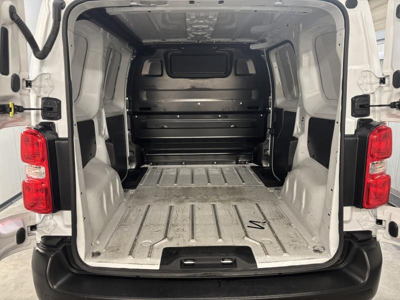 Used FIAT Scudo Fg 1.5 3PL Utulitaire 2022 WHITE € 15990 in Seraing