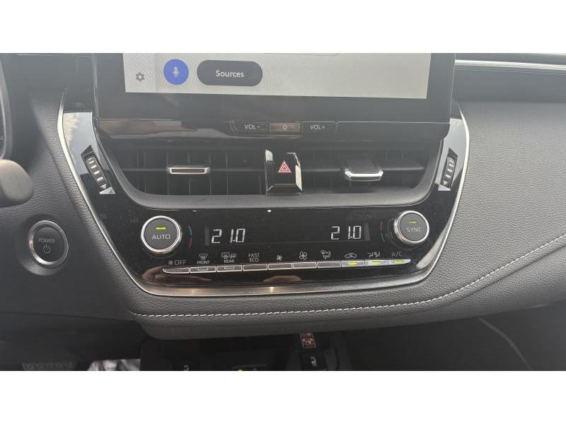 Used TOYOTA Corolla 1.8 Hybrid Touring Sport Dynamic 2024 BRONZE € 27990 in Wavre