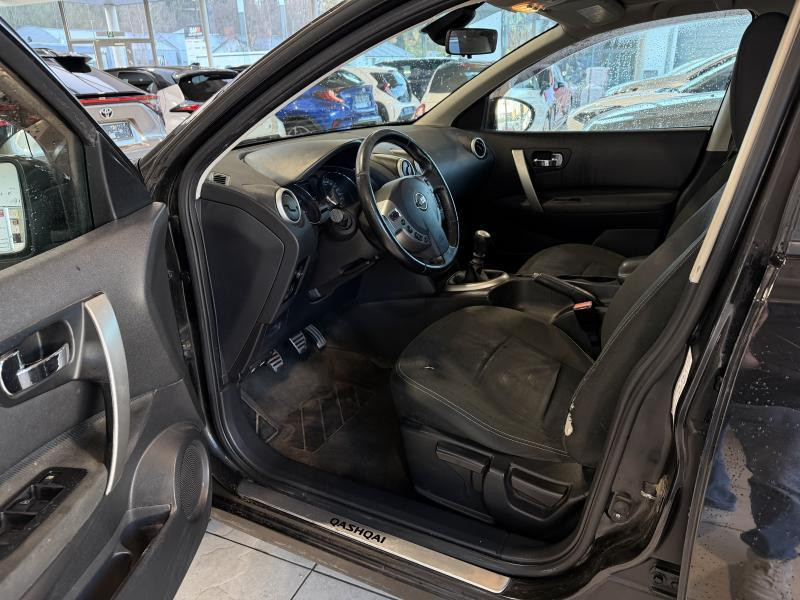 Used NISSAN Qashqai 1.5  2011 BLACK € 3850 in Wavre