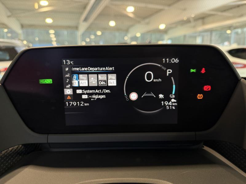 Used TOYOTA bZ4X Style 2023 GREY € 33990 in Wavre