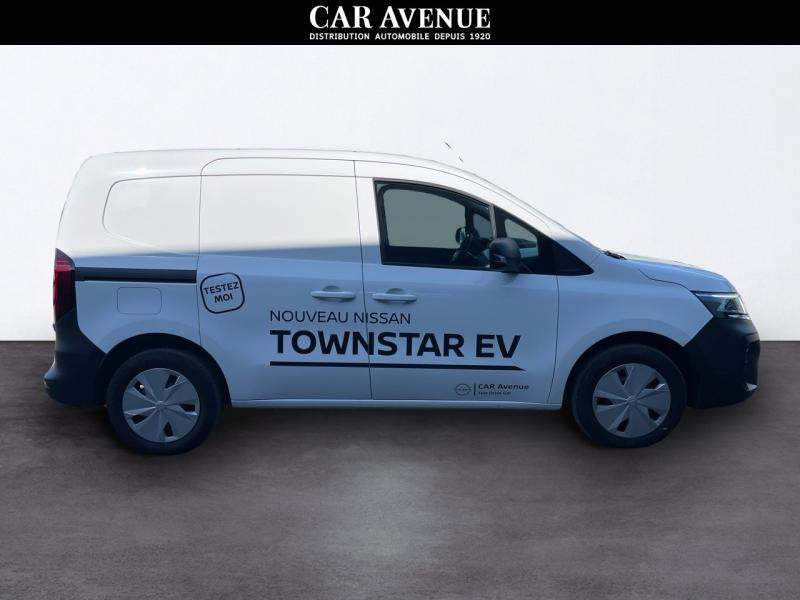 Used NISSAN Townstar EV EV N-connecta 2022 WHITE € 22000 in Seraing