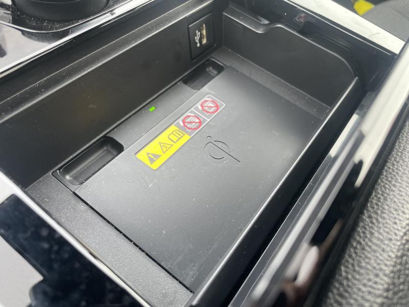 Used TOYOTA bZ4X EV 2WD Style 2025 SILVER € 44790 in Wavre