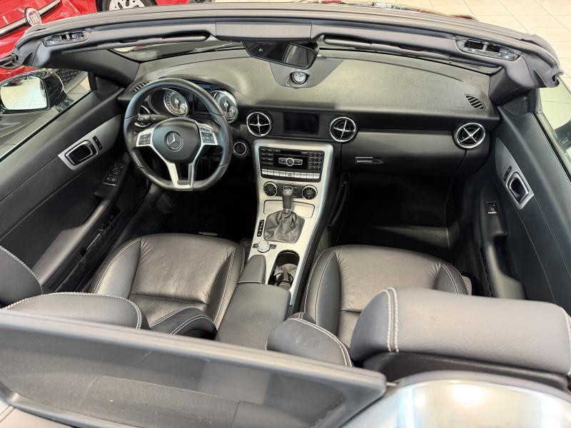 Occasion MERCEDES-BENZ Classe SLK 1.8 ESS 2014 BLACK 21990 € à Wavre