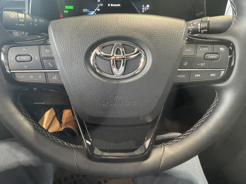 Used TOYOTA Mirai Executive 2022 BLUE € 47000 in Wavre