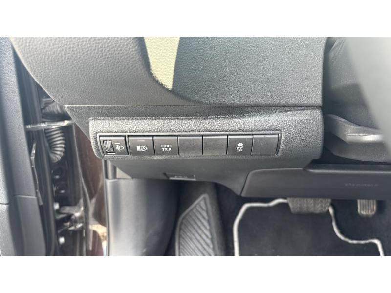 Used TOYOTA Corolla 1.8 Hybrid Touring Sport Dynamic 2024 BROWN € 28390 in Wavre