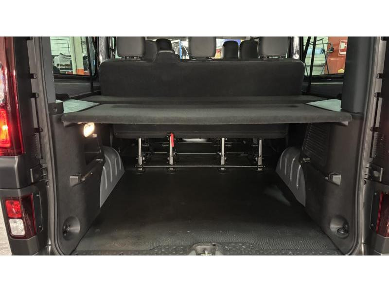 Occasion NISSAN Primastar Combi 3t0 dCi 150 Euro6E M/T COMBI L2H1 8 Places 2024 GREY 30990 € à Seraing