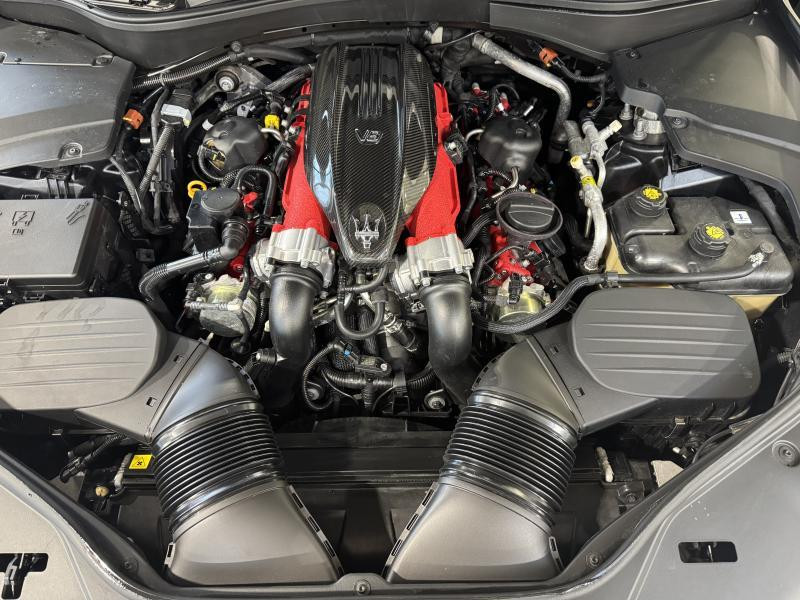 Used MASERATI Levante TROFEO 3.8 V8 580CH 2022 BLACK € 89990 in Wavre