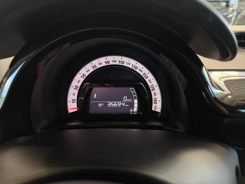 Used RENAULT Twingo 1.0 1.0 SCe Edition One + 3d 54kW 2020 ORANGE € 10690 in Wavre