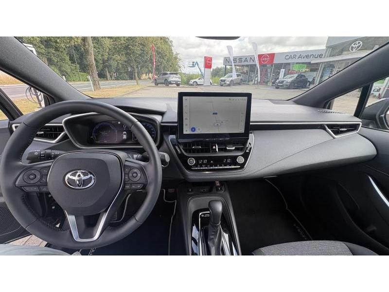 Used TOYOTA Corolla 1.8 Hybrid HB Style  BLACK € 34490 in Wavre