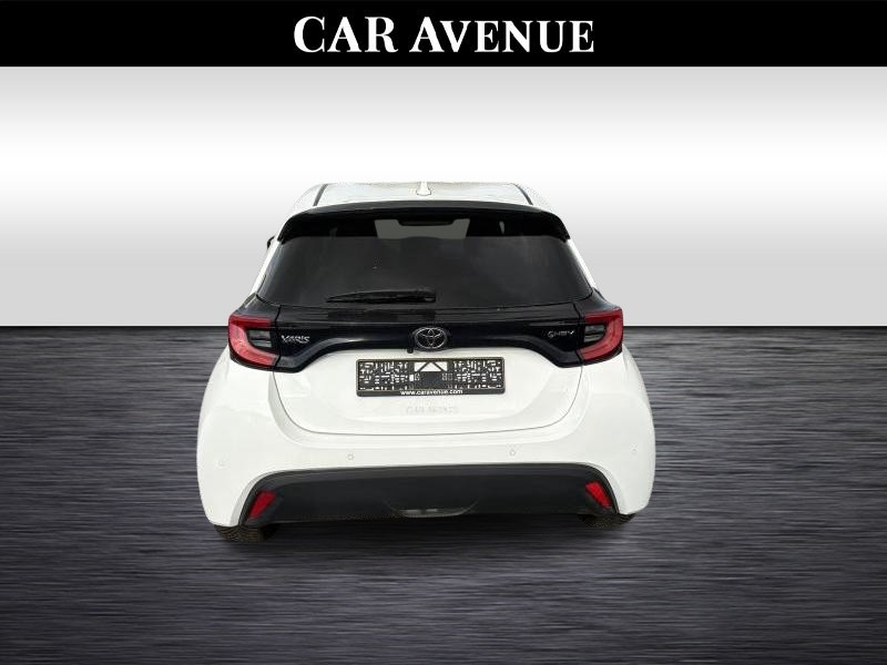 Used TOYOTA Yaris IV 2024 WHITE € 24490 in Wavre