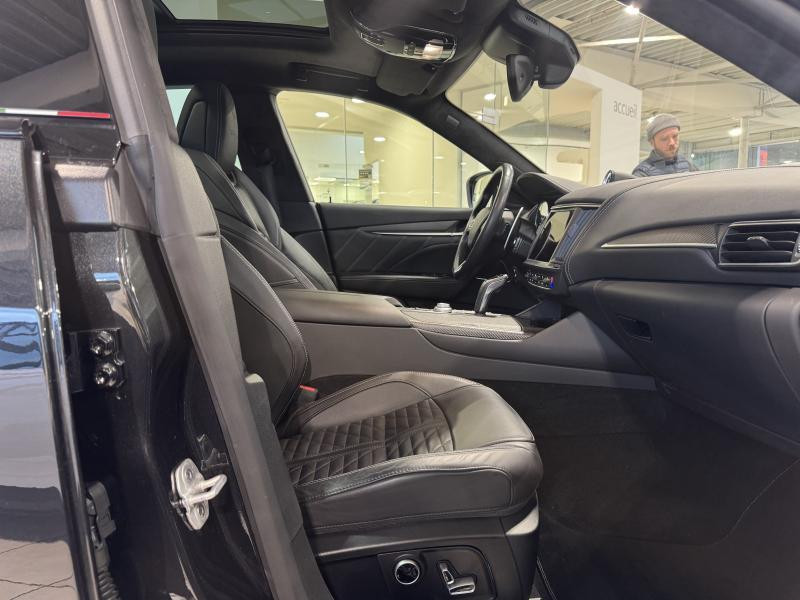 Used MASERATI Levante TROFEO 3.8 V8 580CH 2022 BLACK € 89990 in Wavre