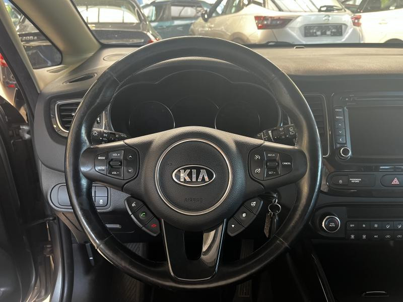 Used KIA Carens 1.7 CDTI Sense 2014 CHAMPAGNE € 5500 in Wavre