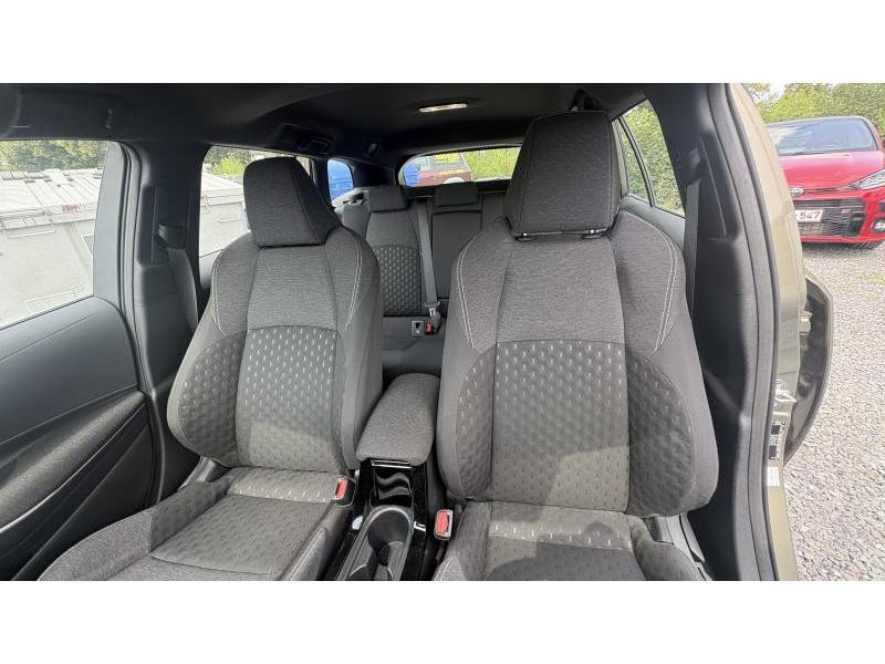 Used TOYOTA Corolla 1.8 Hybrid Touring Sport Dynamic 2024 BRONZE € 27990 in Wavre