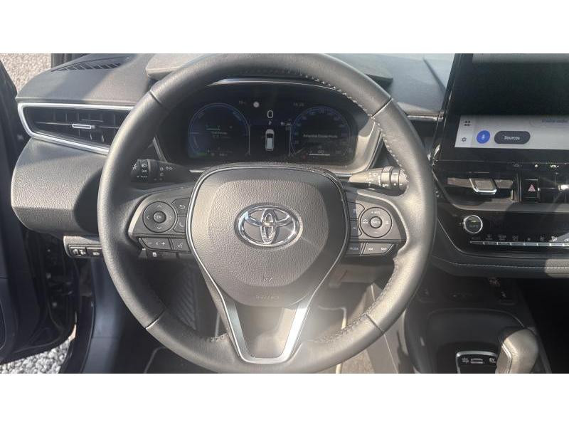 Used TOYOTA Corolla T/S Facelift Dynamic + Busines 2024 BROWN € 27790 in Wavre
