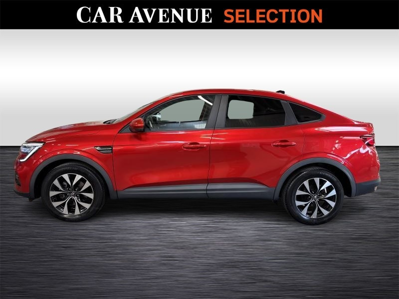 Used RENAULT Arkana hybride 2023 RED € 20990 in Seraing