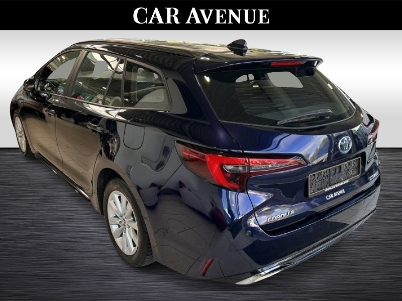 Used TOYOTA Corolla T/S Facelift Dynamic + Busines 2024 BLUE € 27990 in Wavre