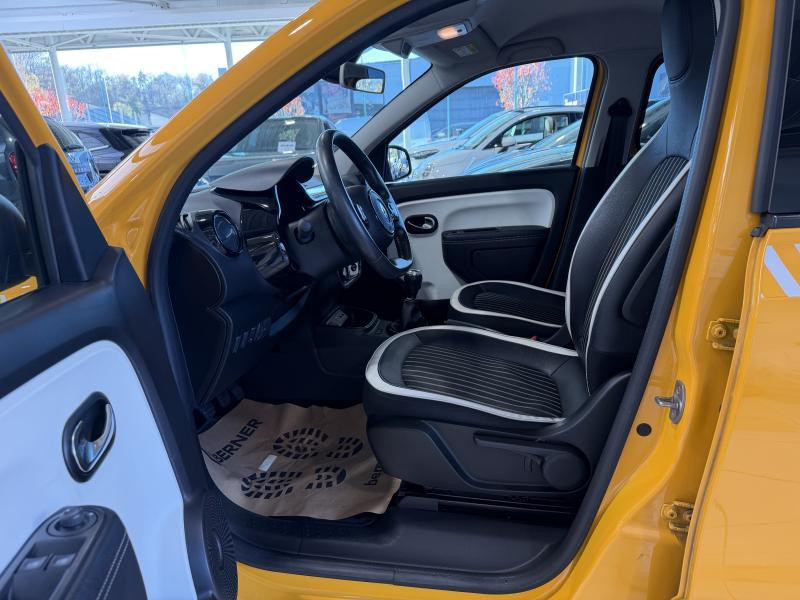 Used RENAULT Twingo 1.0 1.0 SCe Edition One + 3d 54kW 2020 ORANGE € 10690 in Wavre