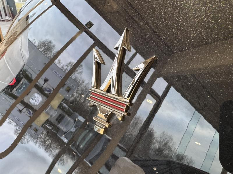 Used MASERATI Levante TROFEO 3.8 V8 580CH 2022 BLACK € 89990 in Wavre