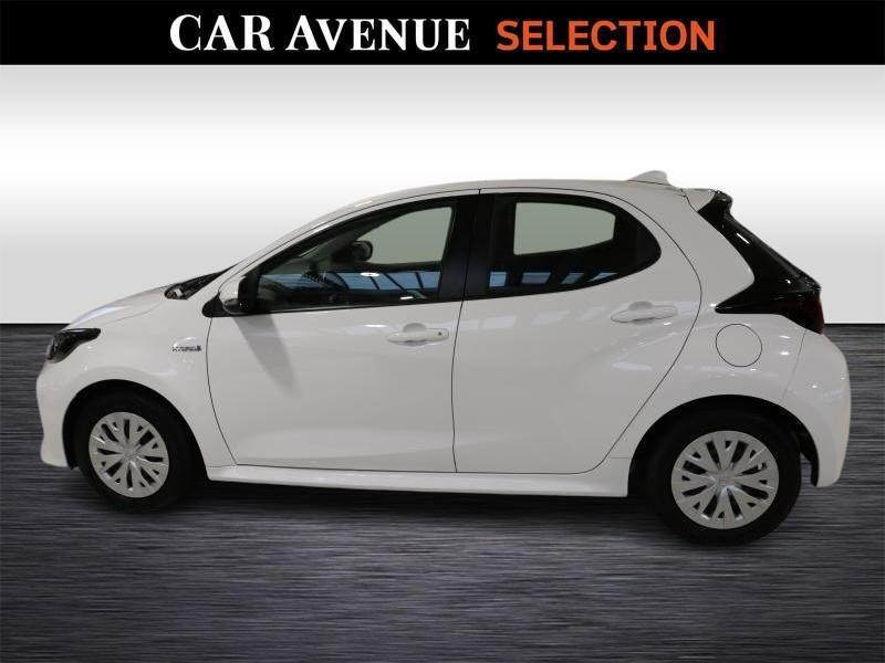 Used TOYOTA Yaris IV DYNAMIC 2022 WHITE € 18890 in Wavre