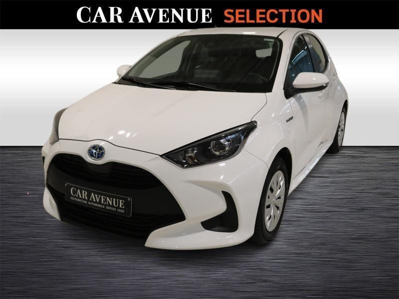 Used TOYOTA Yaris IV DYNAMIC 2022 WHITE € 18890 in Wavre