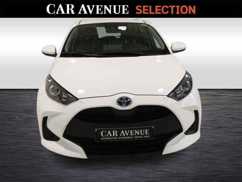 Used TOYOTA Yaris IV DYNAMIC 2022 WHITE € 18890 in Wavre