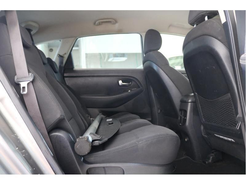 Occasion KIA Carens 1.7 DIESEL Edition 7 7 PL 2016 BROWN 3850 € à Wavre