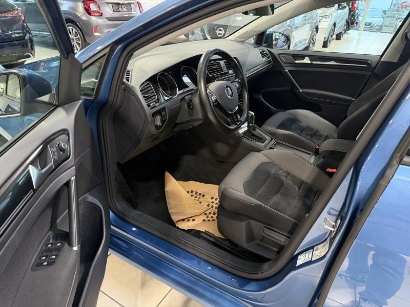 Occasion VOLKSWAGEN Golf VII Highline 1.4 TSI *DSG* 2016 BLUE 13490 € à Wavre
