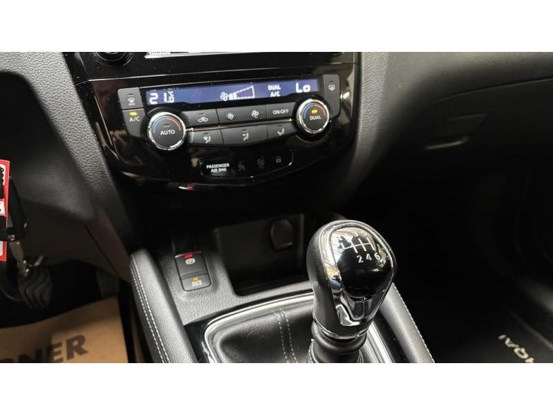 Occasion NISSAN Qashqai Acenta Pack connect 2021 GREY 14990 € à Seraing