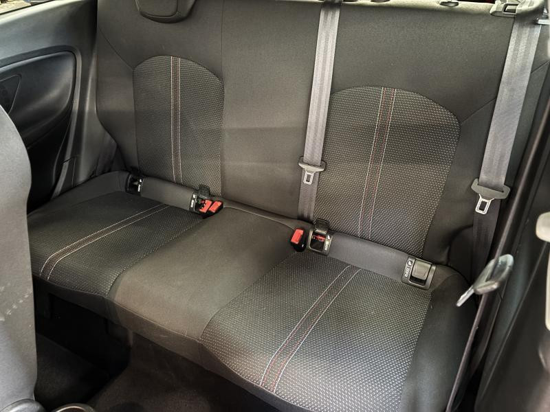 Occasion OPEL Corsa E Black Edition 2019 RED 8490 € à Seraing