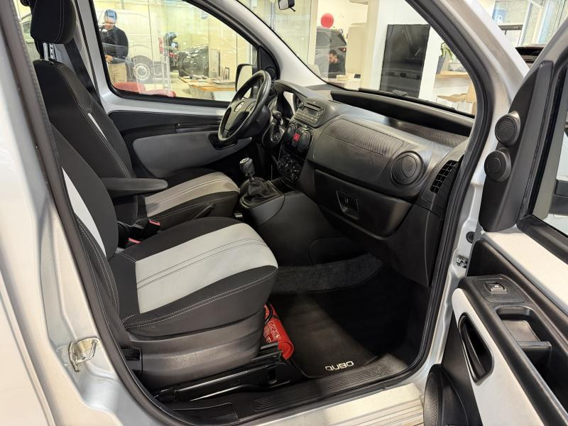 Occasion FIAT Qubo 1.4 Lounge 2016 BLACK 7900 € à Wavre