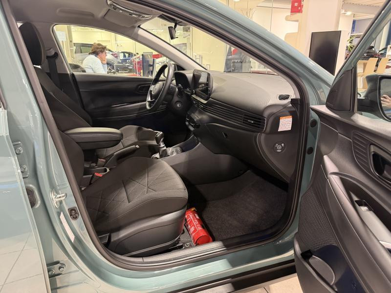 Occasion HYUNDAI Bayon Bayon 1.0 hybrid 2023 GREEN 16890 € à Wavre