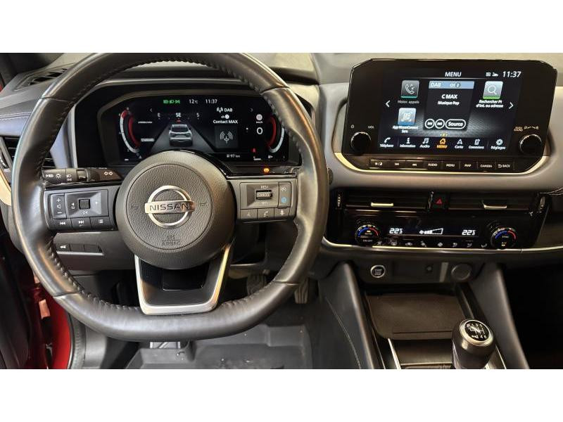 Occasion NISSAN Qashqai 1.3 MILD-HYBRID TEKNA 2022 RED 18990 € à Seraing