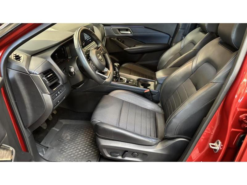 Occasion NISSAN Qashqai 1.3 MILD-HYBRID TEKNA 2022 RED 18990 € à Seraing