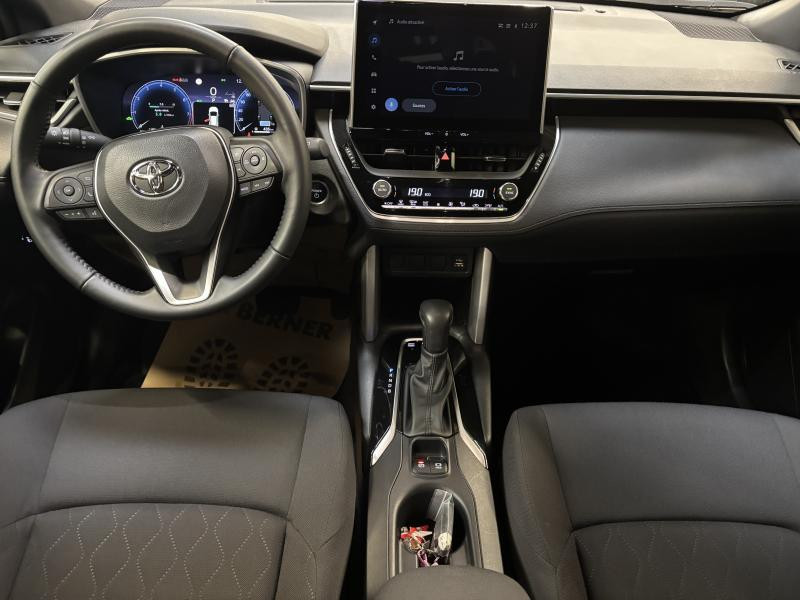 Occasion TOYOTA Corolla Cross Dynamic 2,0 Hybrid + Safety Pa 2024 BLACK 32990 € à Seraing