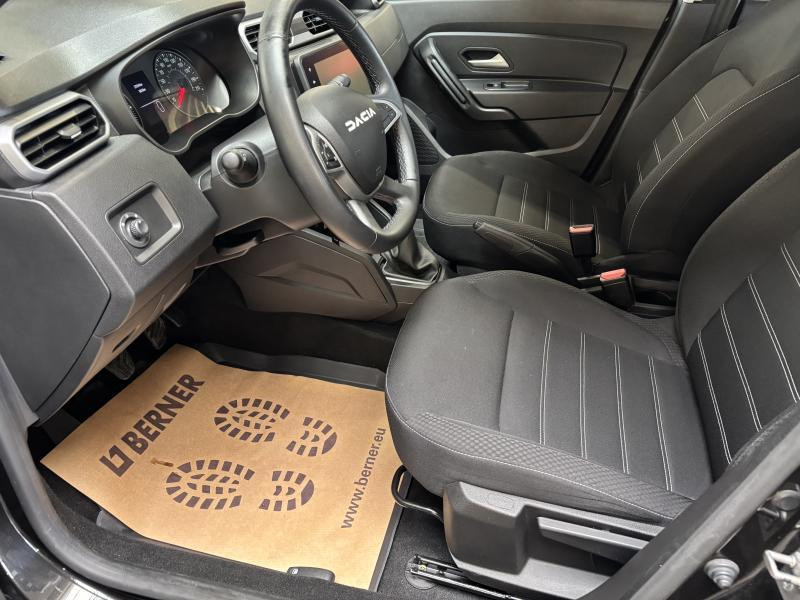 Used DACIA Duster II Expression 2023 GREY € 18990 in Seraing