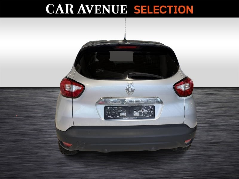 Used RENAULT Captur 1.2 Intens 2017 GREY € 7250 in Wavre