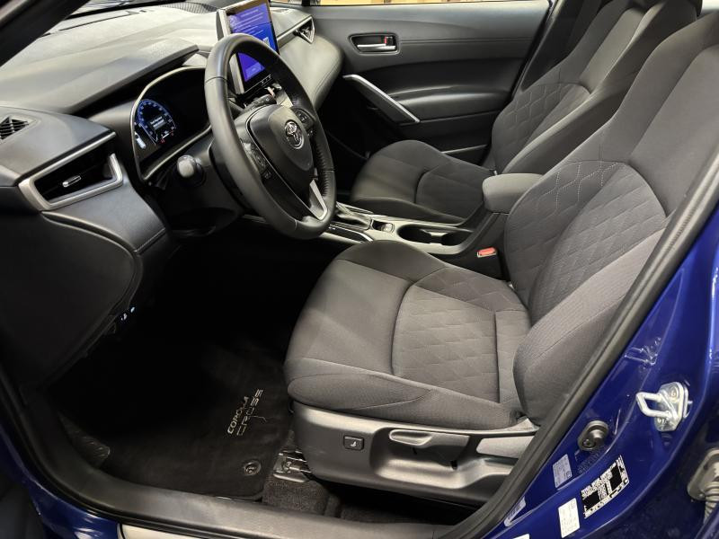 Occasion TOYOTA Corolla Cross SUV 2.0 Hybrid 2WD CVT Dynamic LHD 2024 BLUE 32990 € à Seraing