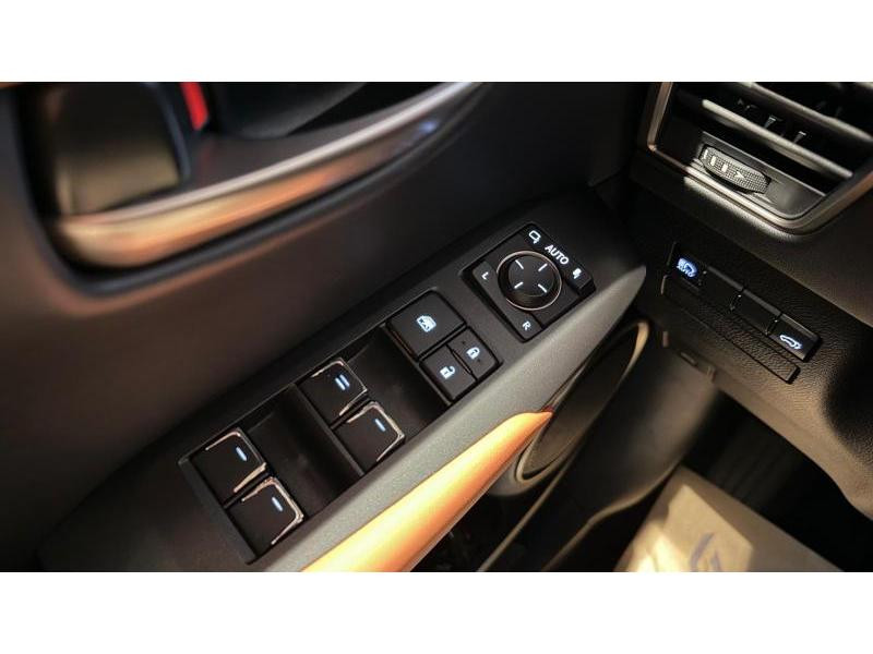 Occasion LEXUS NX 2.5 300H Executive 2020 BURGUNDY 30499 € à Wavre