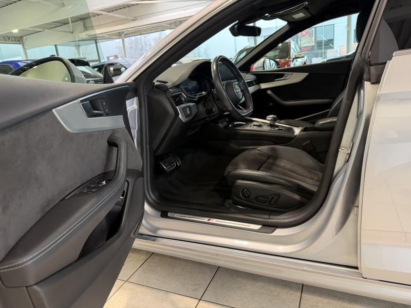 Used AUDI A5 Sportback Sline 2018 GREY € 26990 in Wavre