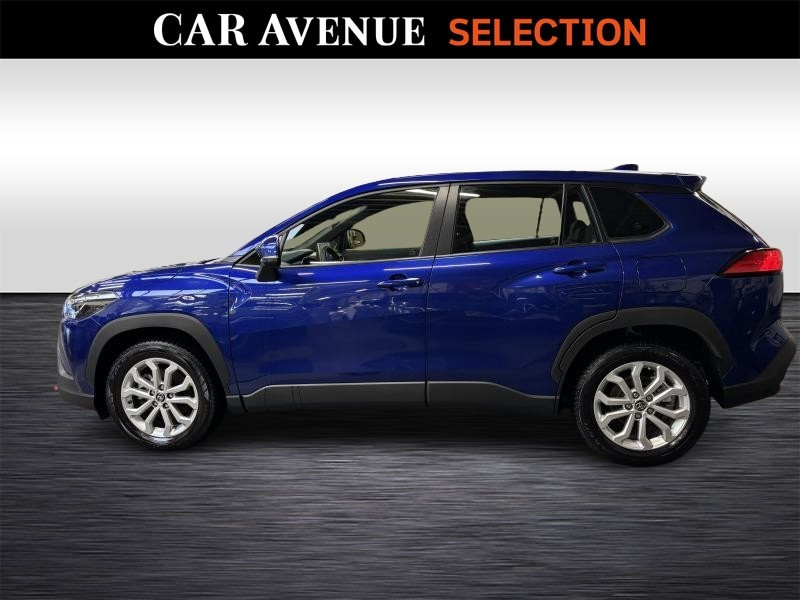 Used TOYOTA Corolla Cross Dynamic 2,0 + Safety Pack 2024 BLUE € 32490 in Seraing