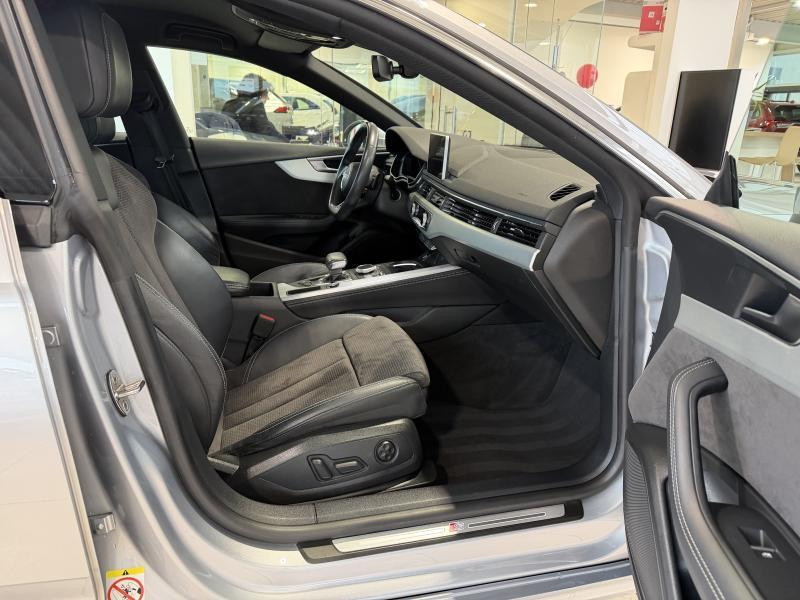 Used AUDI A5 Sportback Sline 2018 GREY € 26990 in Wavre