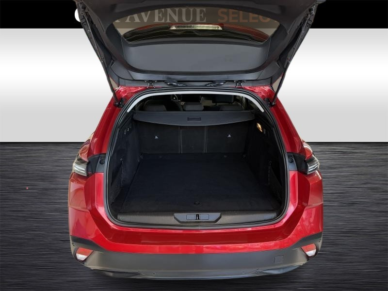 Used PEUGEOT 308 SW Active Pack 1.5 BlueHDi 130 2022 RED € 16990 in Wavre