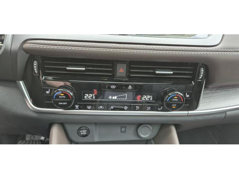 Used NISSAN Qashqai EPOWER Tekna + Glass Roof + Cold Pack  WHITE € 38690 in Wavre