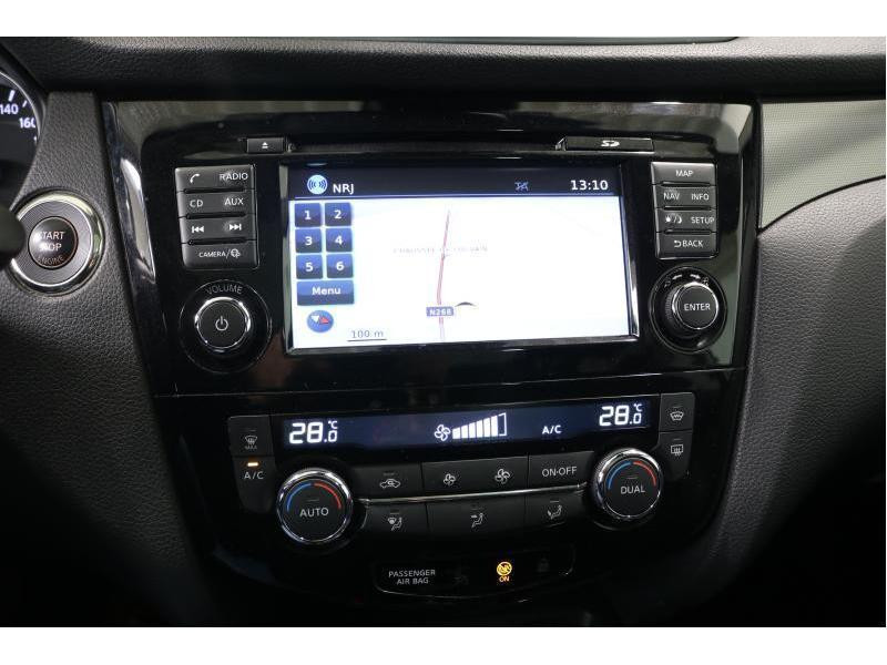 Used NISSAN Qashqai Tekna 1.2 DIG-T 85kW 2017 SILVER € 13490 in Wavre