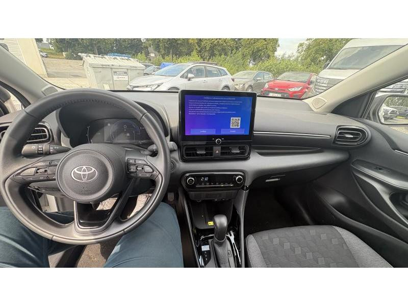 Occasion TOYOTA Yaris 1.5 TNGA HEV Iconic 2024 WHITE 25690 € à Wavre
